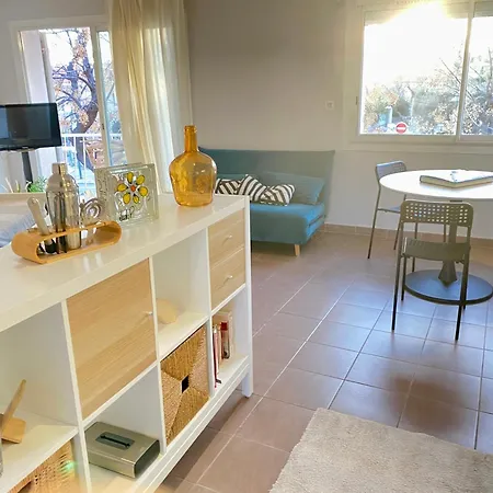 Maison Cabrol 2 *